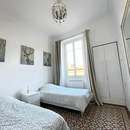 Appartemment Arenes Apartment